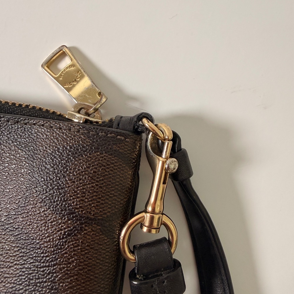 Coach Signature Canvas Wristlet Brown Black Monogram Zip Clutch - Picture 5 of 9